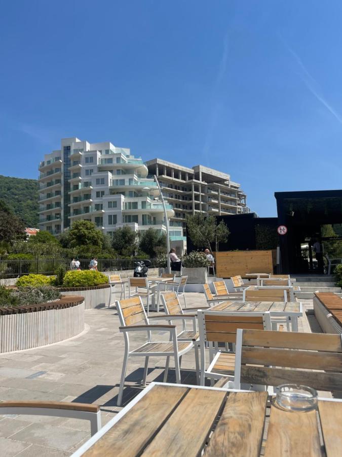 Family Residence Petrovac Ngoại thất bức ảnh